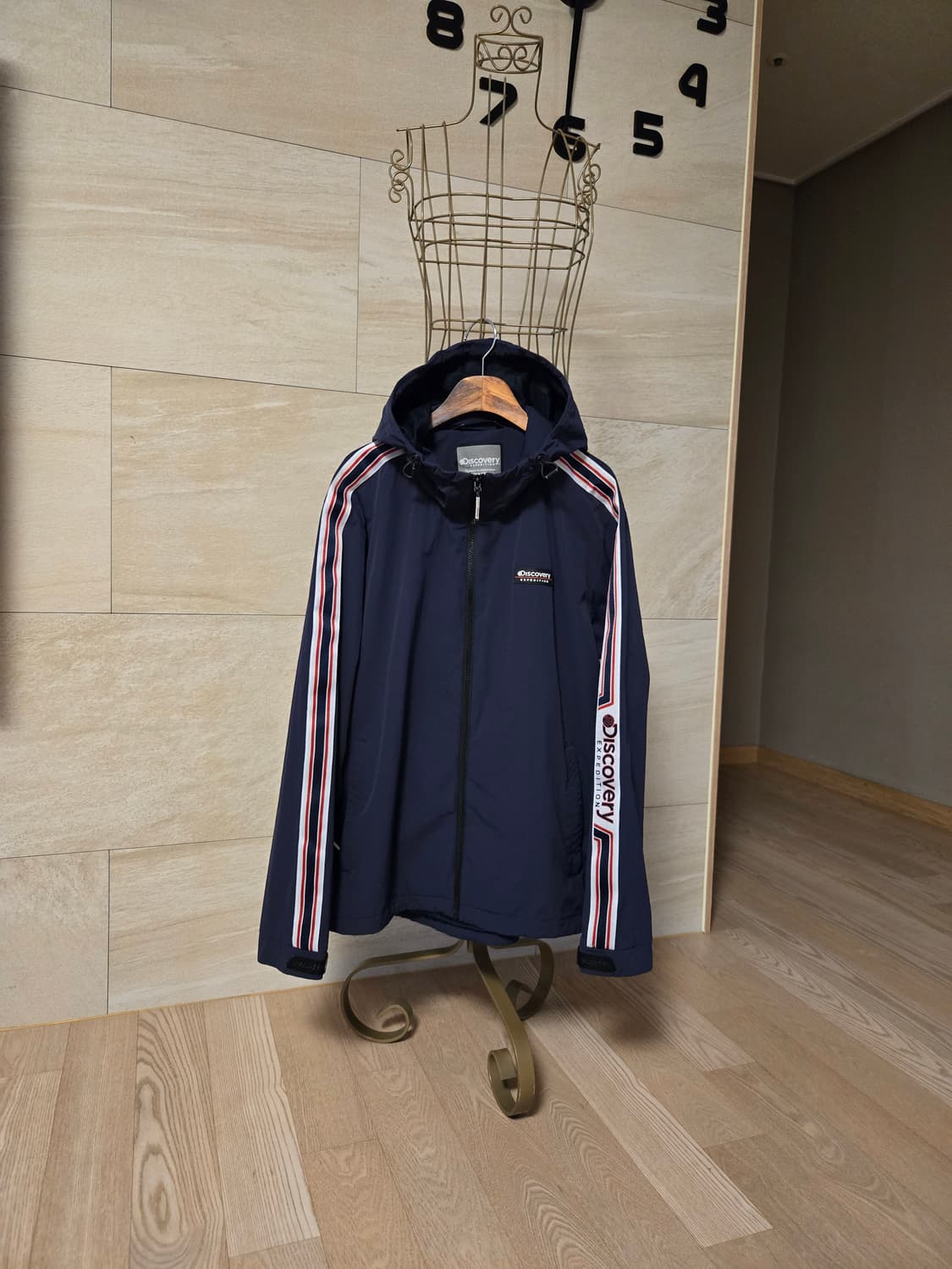 [105] 디스커버리 남성 후드 바람막이 자켓 상품이미지1