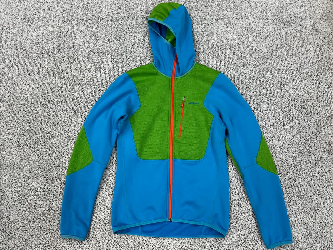 파타고니아 폴라텍 하이브리드 후드집업 상품이미지1