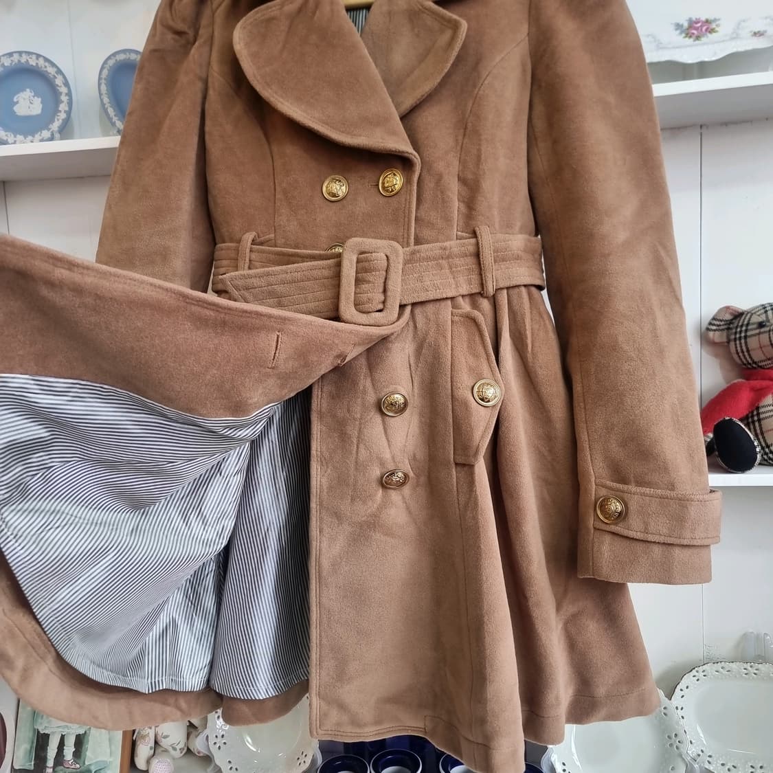 허니 번치 스웨이드 터치 플레어 코트 상품이미지4