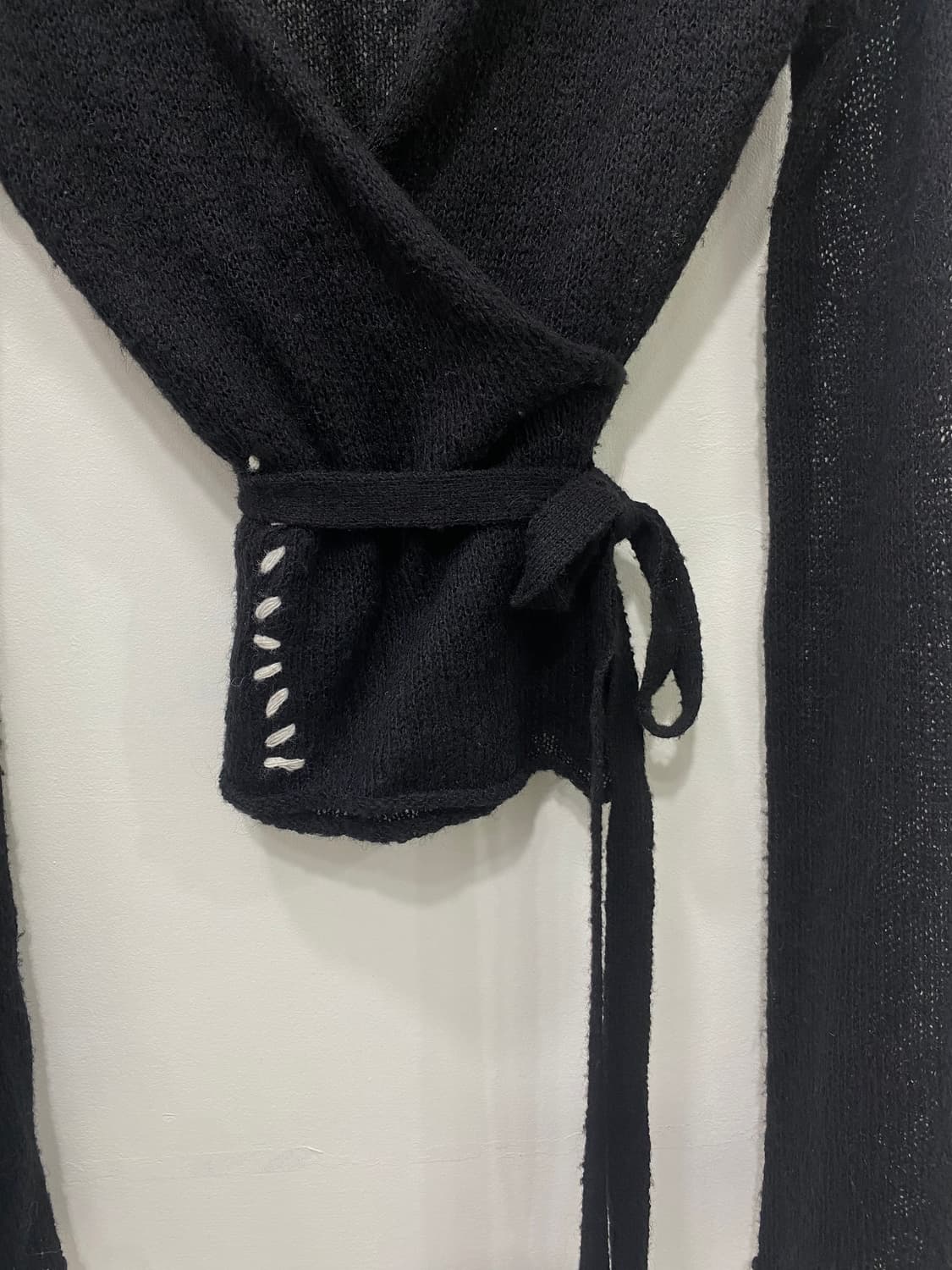 마뗑킴 랩 가디건 블랙 F 상품이미지4