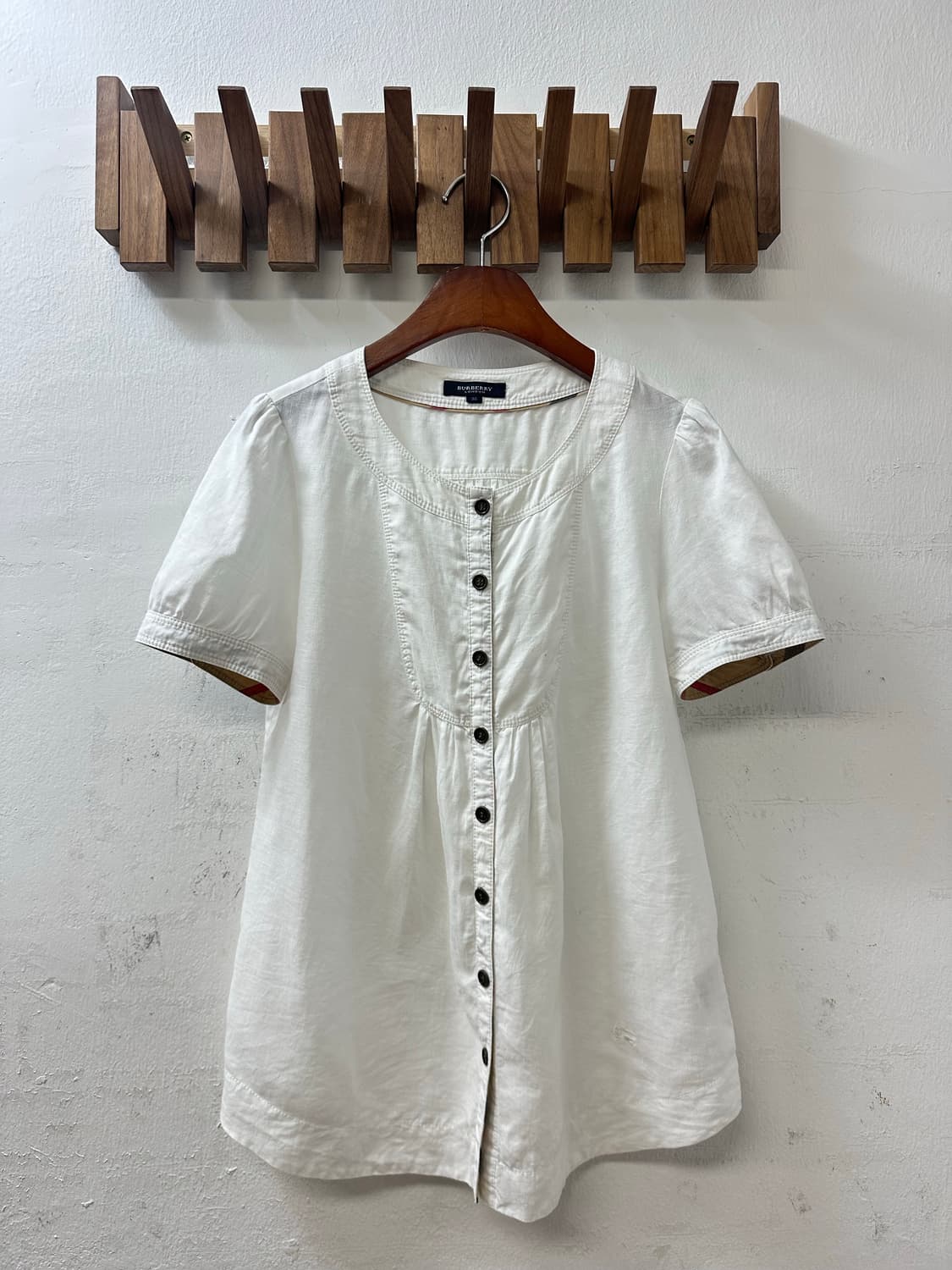 Burberry 버버리 린넨 100% 버튼 블라우스 상품이미지1