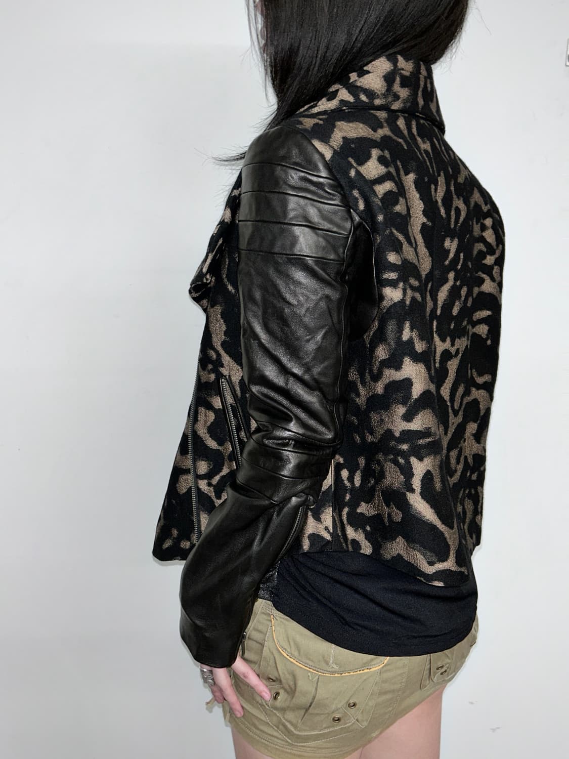 DvF 레오파드 울 레더 슬리브 하이넥 자켓 상품이미지3