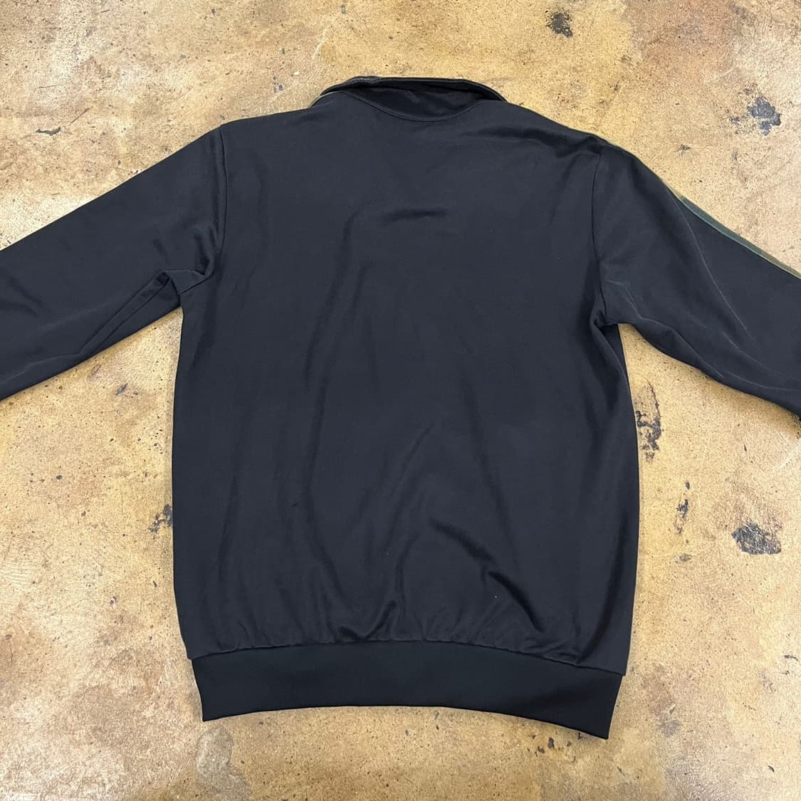 아디다스 블랙 카모 트랙탑 져지 상품이미지4