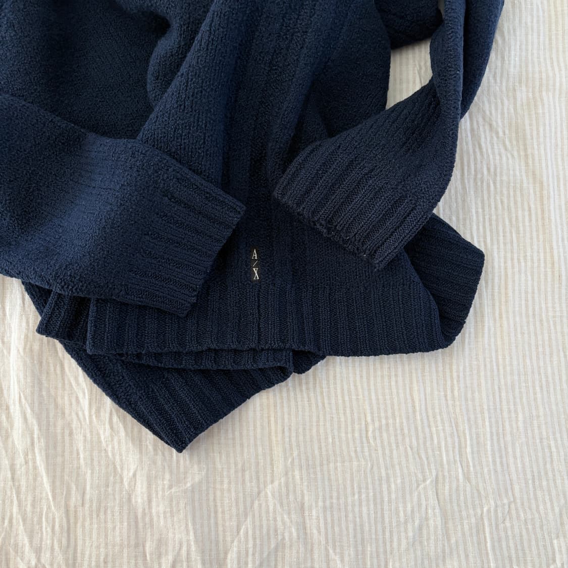  ▫️Armani Exchange Wool V-Neck Knit 상품이미지9