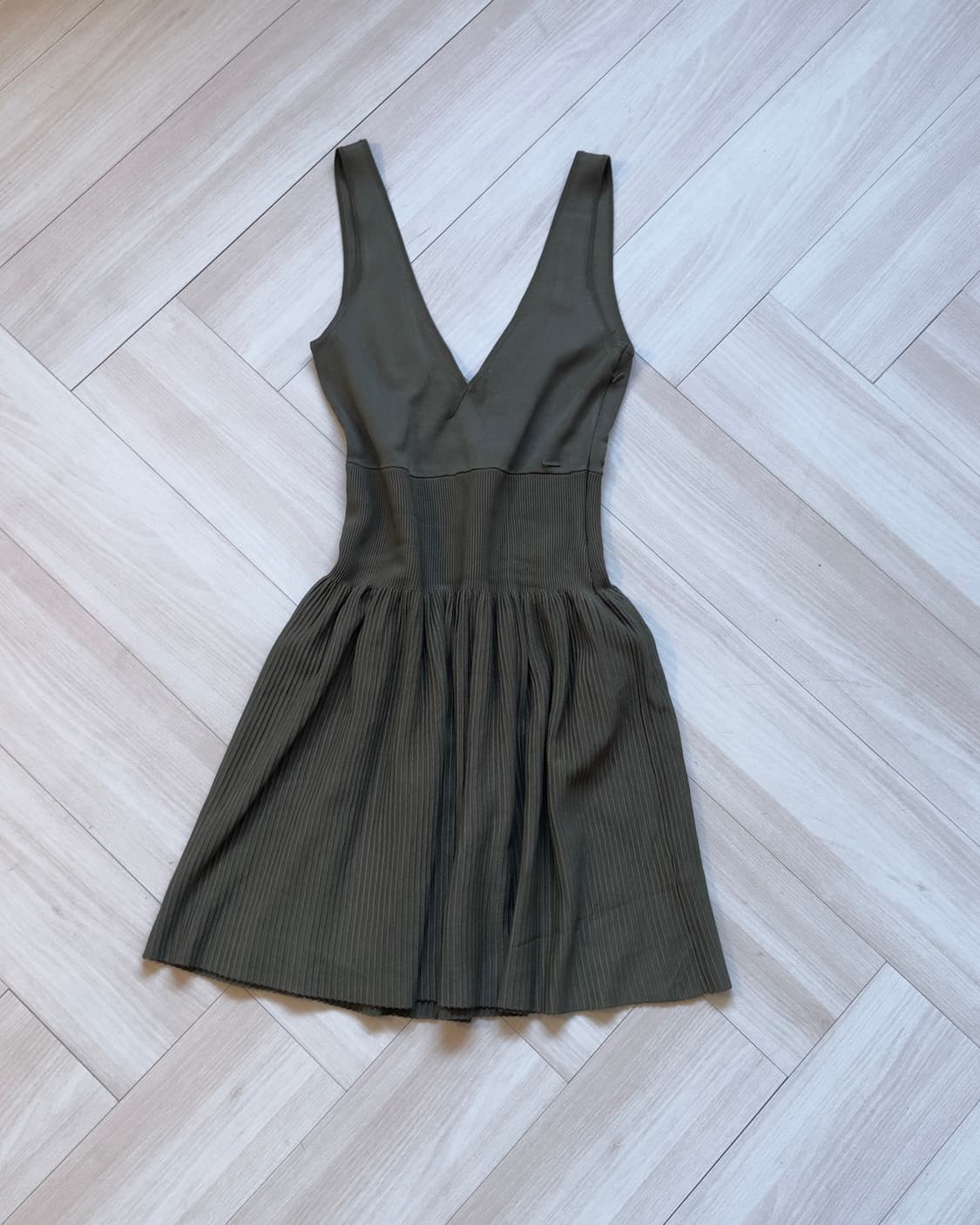 [DIESEL] Logo Tag Knit Onepiece 상품이미지1