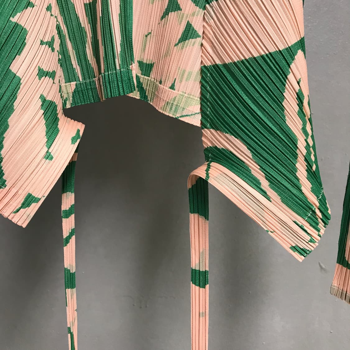 이세이 미야케 플리츠 플리즈 가디건 3(W) 상품이미지4