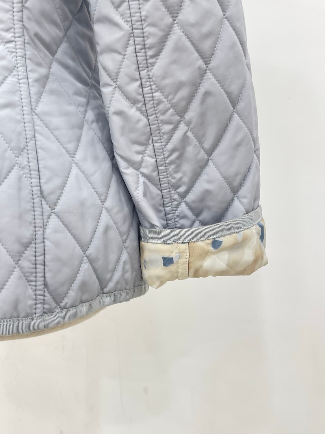 페라가모 퀼팅 자켓 상품이미지5