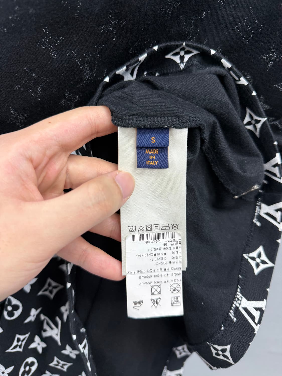 루이비통 모노그램 그라데이션 반팔 S 상품이미지3