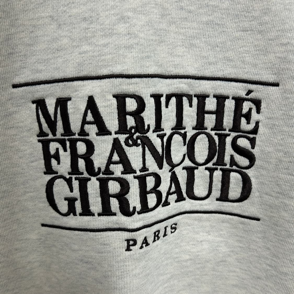 마리떼 프랑소와 저버 빅로고 크롭 맨투맨 상품이미지2