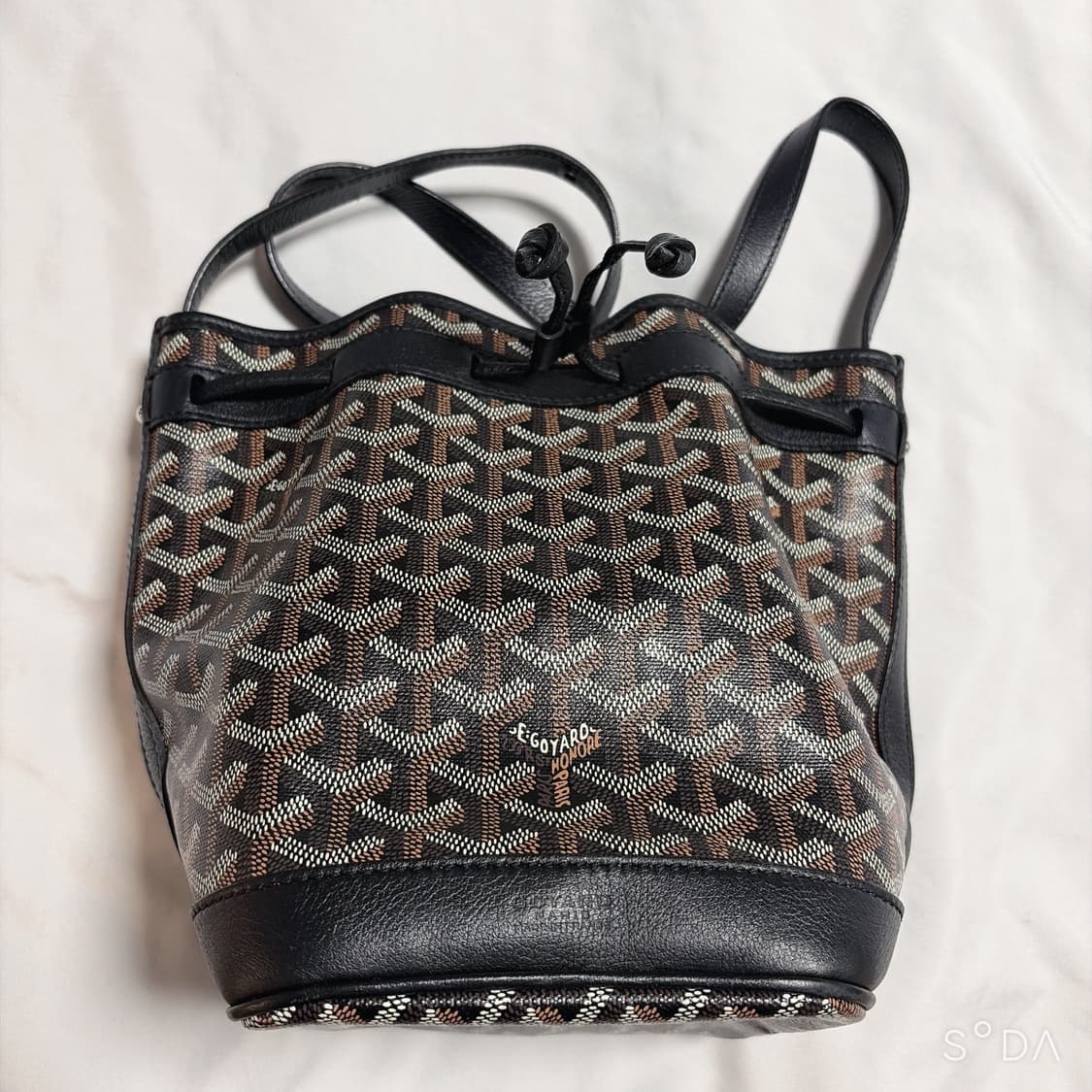 고야드 쁘띠 플로 버킷백 상품이미지1