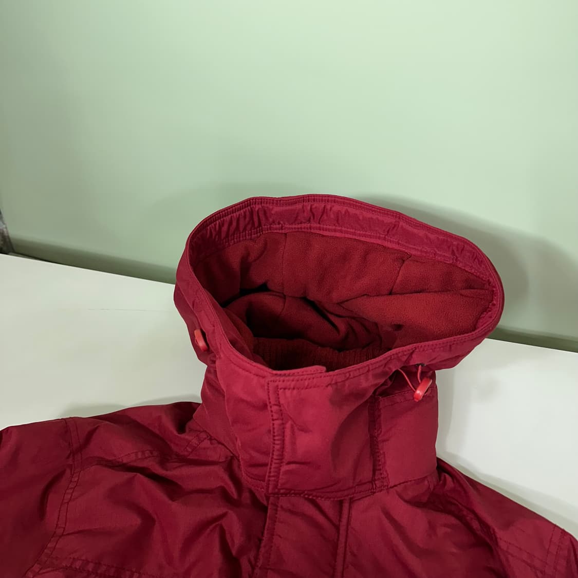 L 아베크롬비앤피치 딥레드 후드 나일론점퍼 상품이미지4