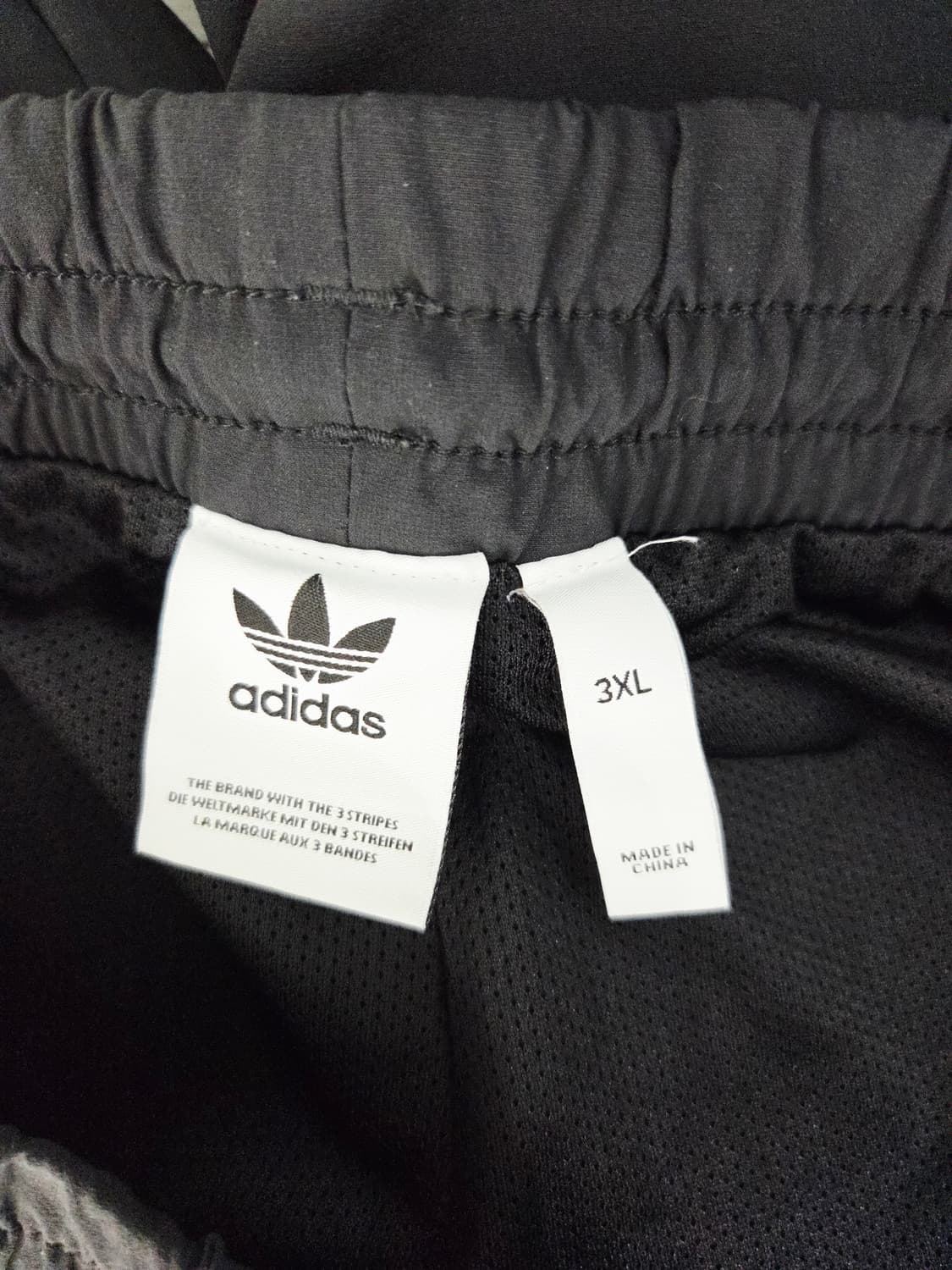 아디다스 오리지널스 웜업 트랙 팬츠 블랙 상품이미지6