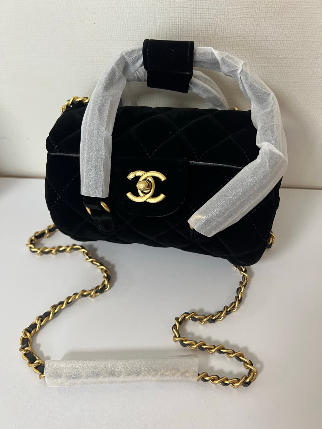 샤넬 뷰티 미니 벨벳 볼링백 크로스백 상품이미지6