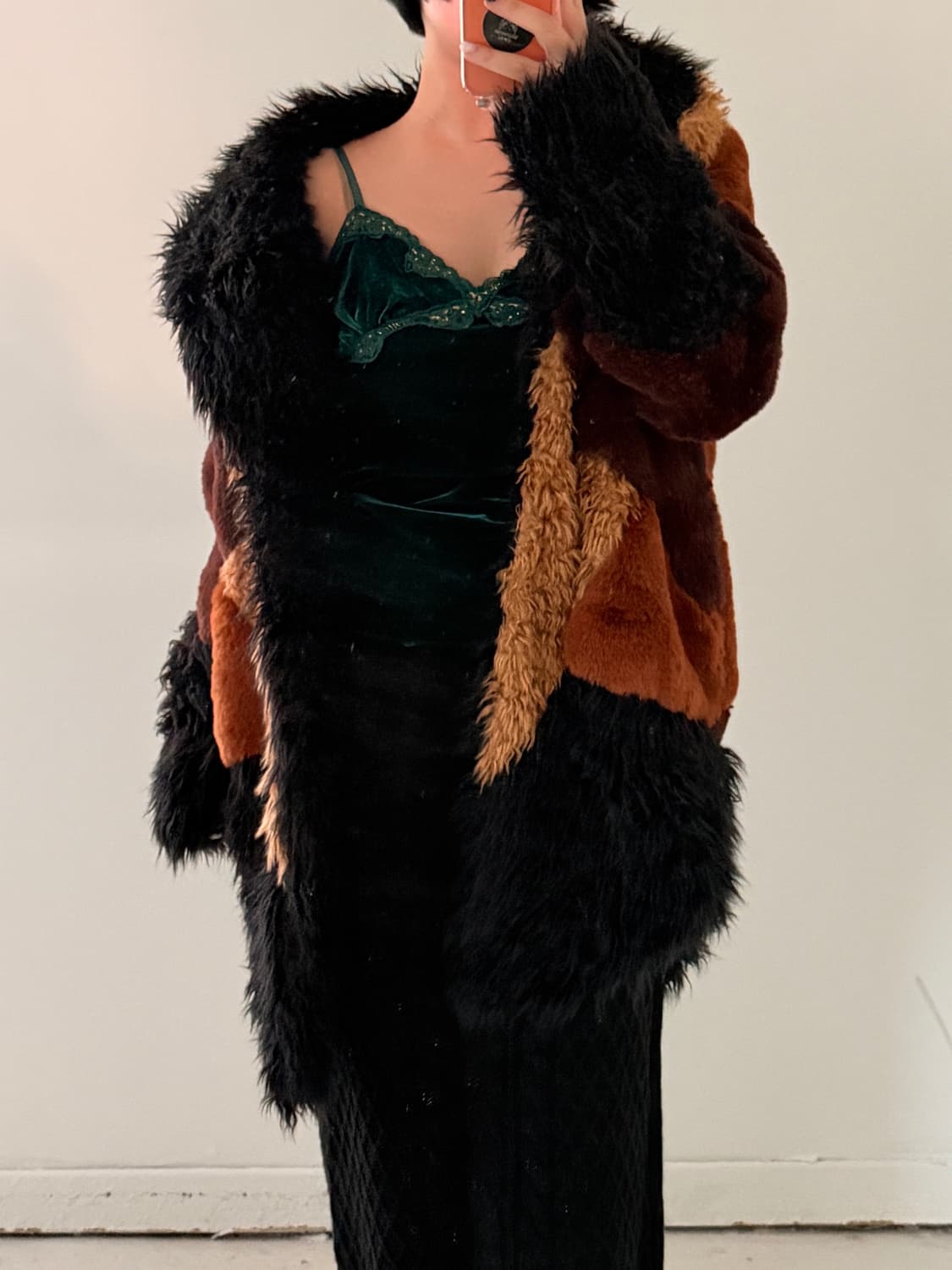 일본빈티지 Heavy Hearts Faux Fur Coat 퍼 자켓 상품이미지5