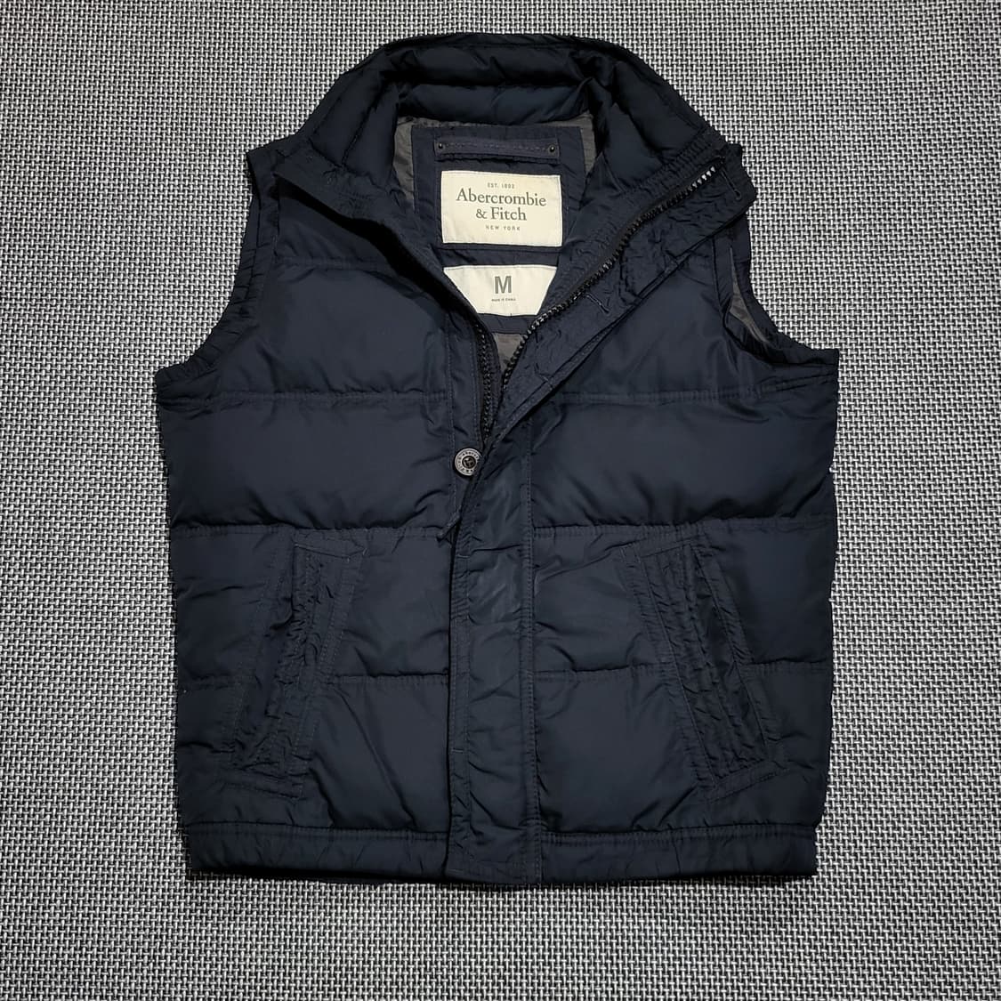 아베크롬비 올드스쿨 패딩 조끼 베스트 네이비 (M) 상품이미지1