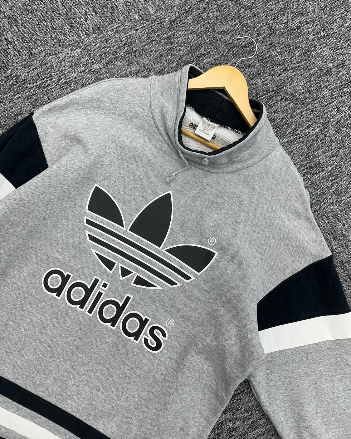 (L)80~90'S 아디다스 빅로고 긴팔-M1094 상품이미지3