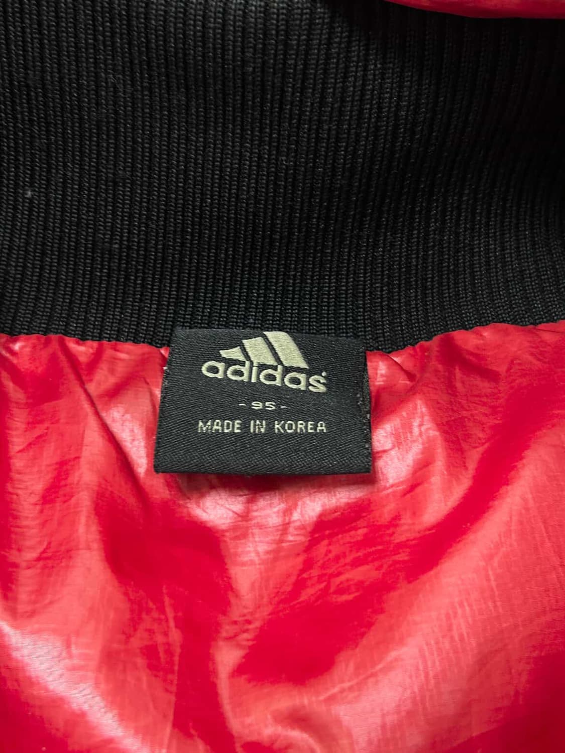 아디다스 레드 삼선 덕다운 패딩 상품이미지8