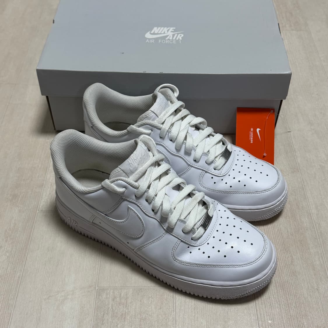 (270) 나이키 에어포스1 올백 화이트 스니커즈 상품이미지1