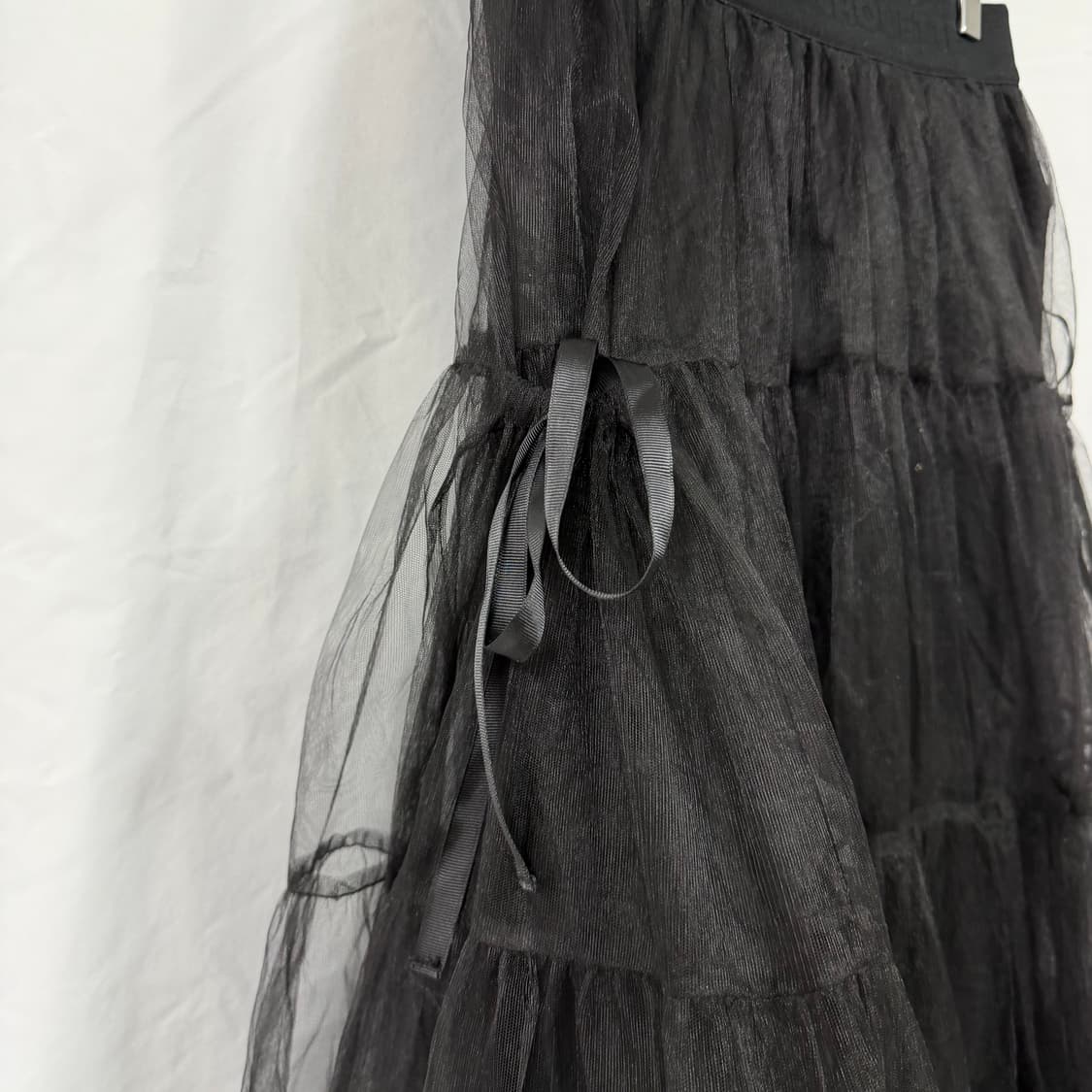 24FW 럭키슈에뜨 메쉬 밴딩 롱스커트 상품이미지5