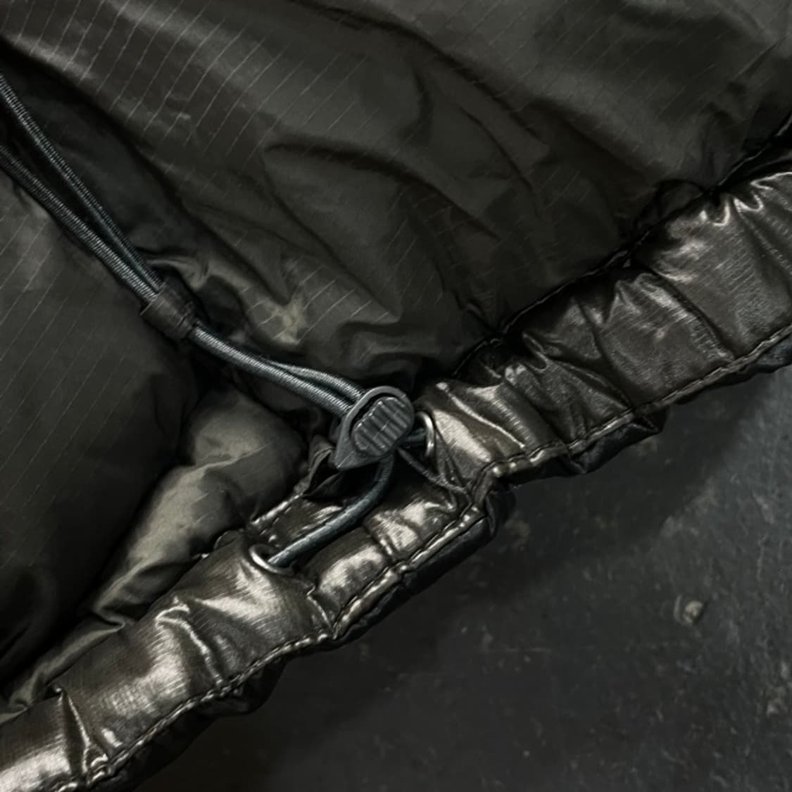 100 코오롱스포츠 유광 경량패딩 상품이미지5