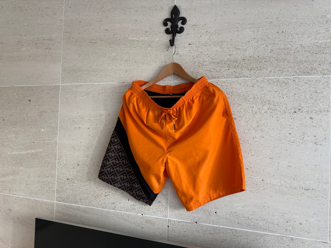 펜디 반바지 상품이미지1