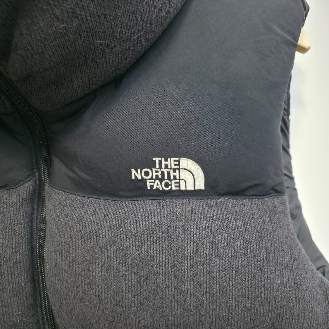 [M] 노스페이스 넥워머 니트 조끼 패딩 상품이미지5