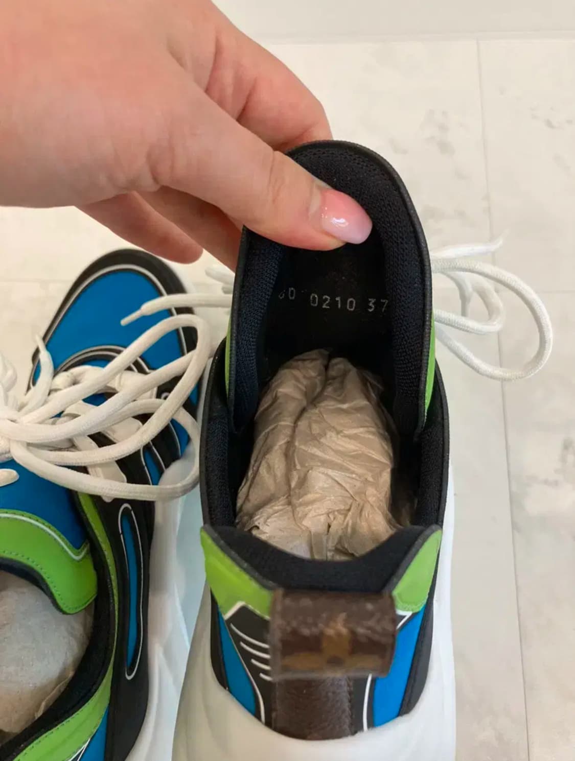 louis vuitton 아치라이트멀티컬러37 상품이미지5