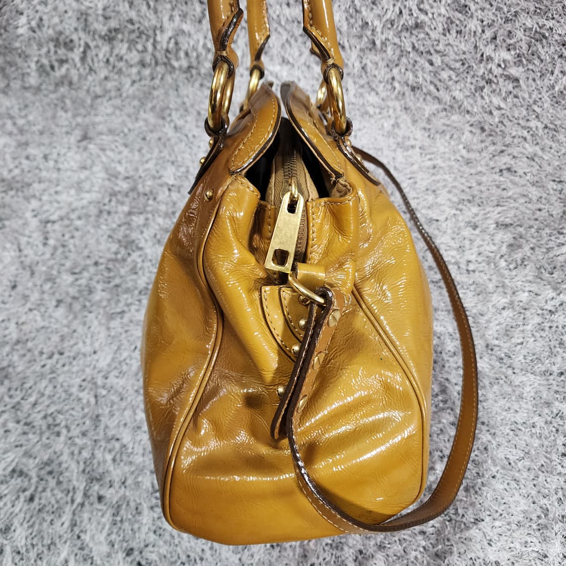 마크제이콥스 페이던트 숄터백 상품이미지3