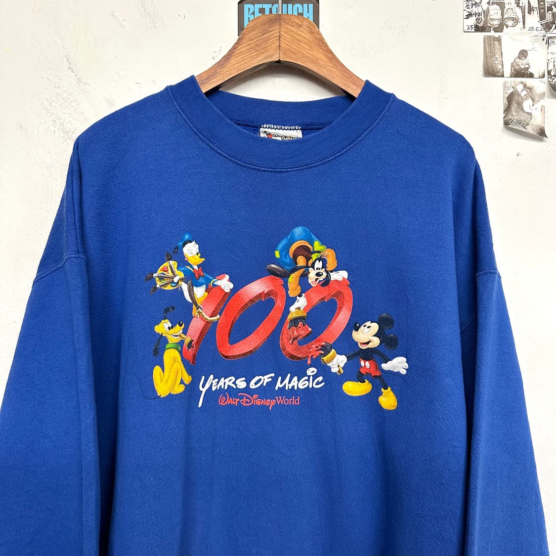 00‘s 디즈니 100주년 기념 스웻셔츠 상품이미지2