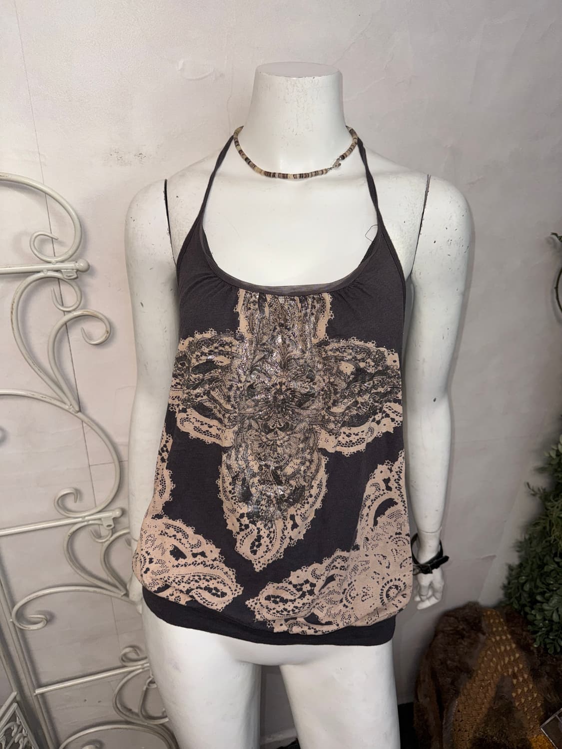 Charcoal ethnic lace patch halter 슬리브리스 상품이미지1