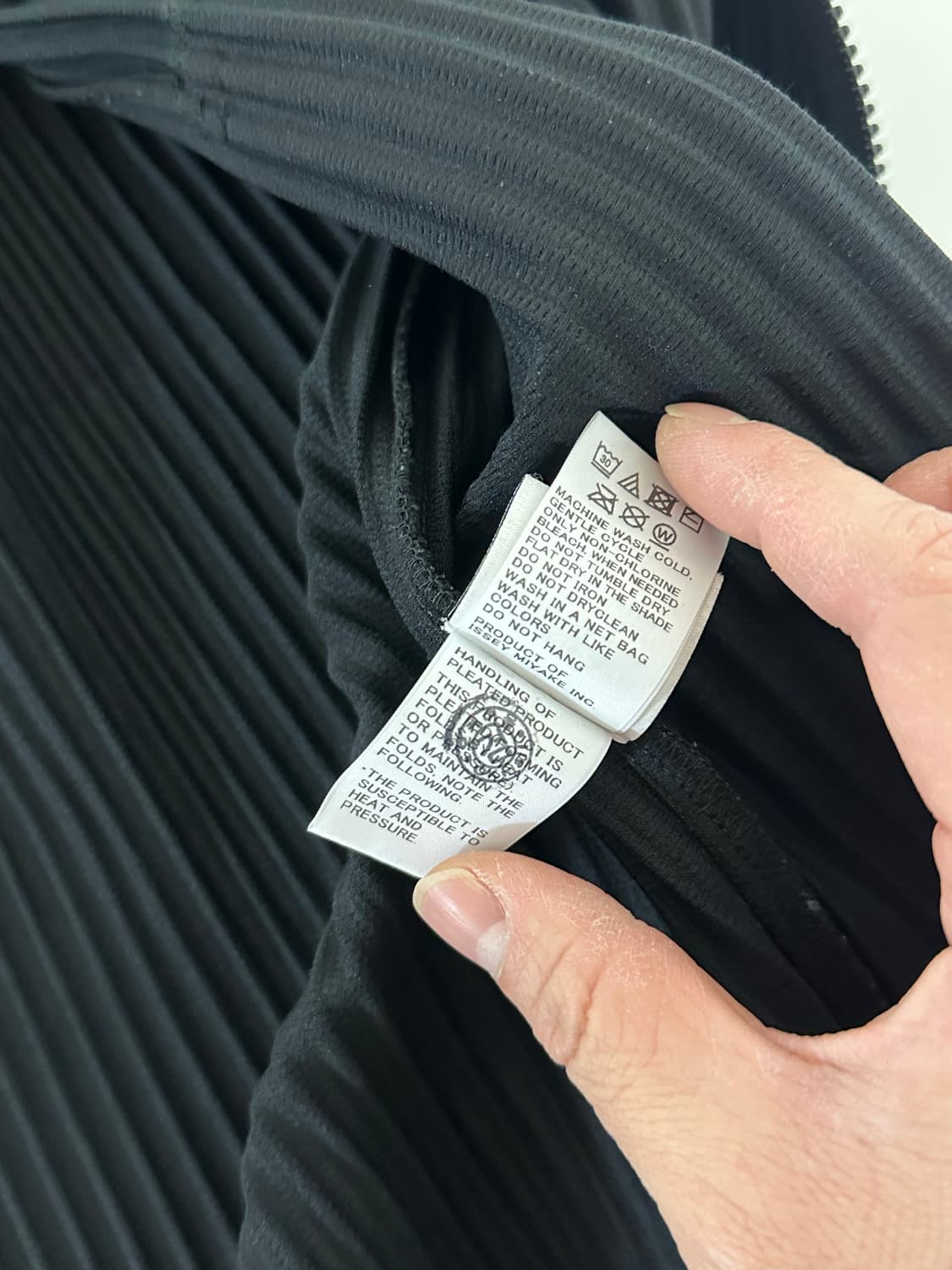 옴므플리세 후드집업/블랙/3 상품이미지5