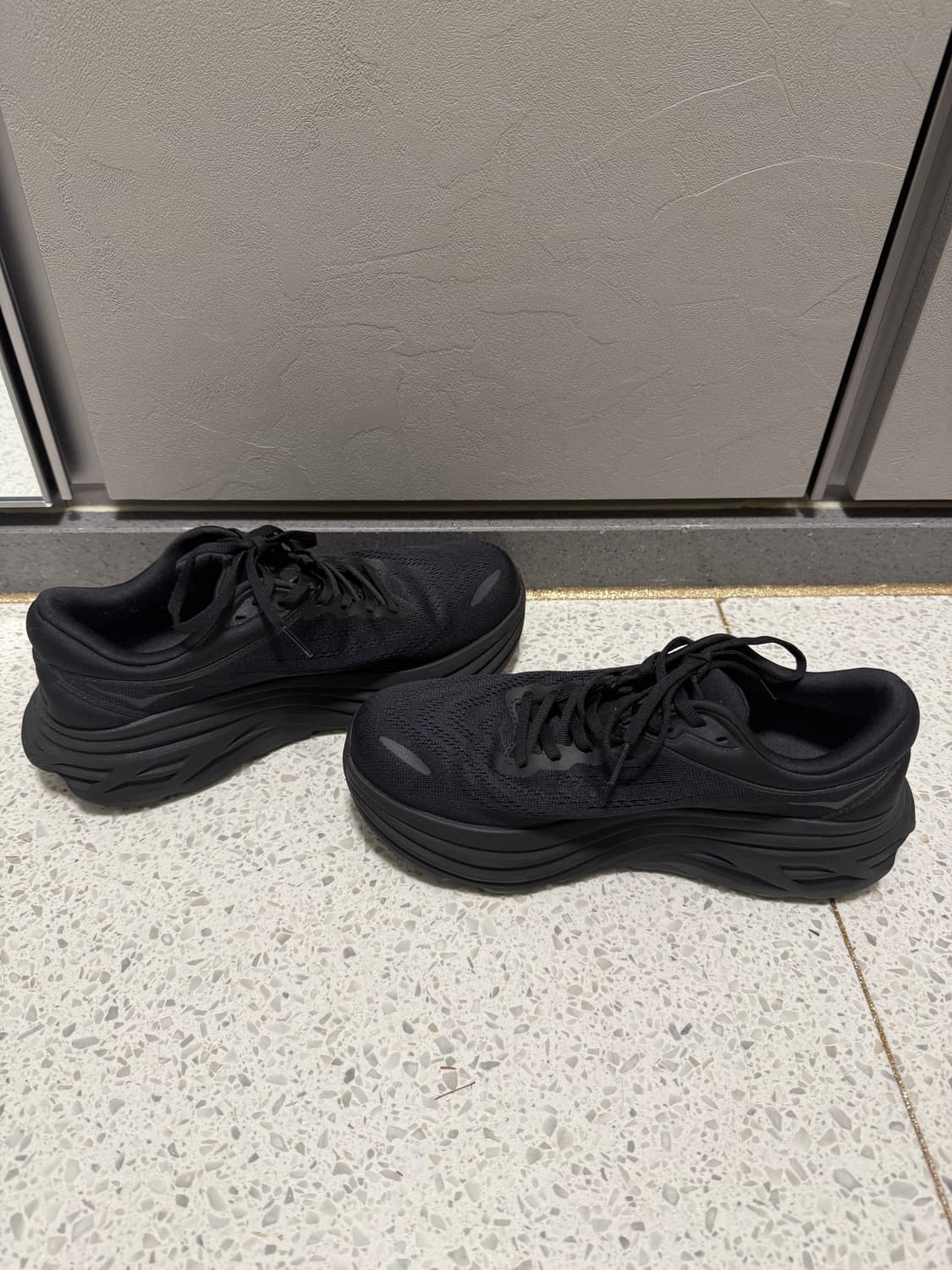 호카 본디8 블랙 와이드 260 상품이미지6