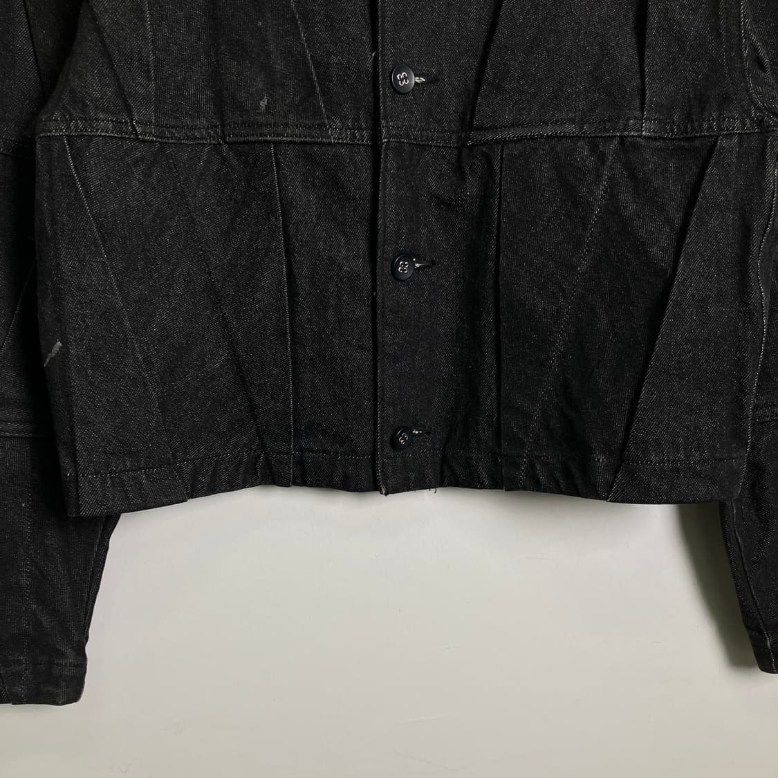 이세이미야케 블랙 데님 크롭 자켓 M 상품이미지5