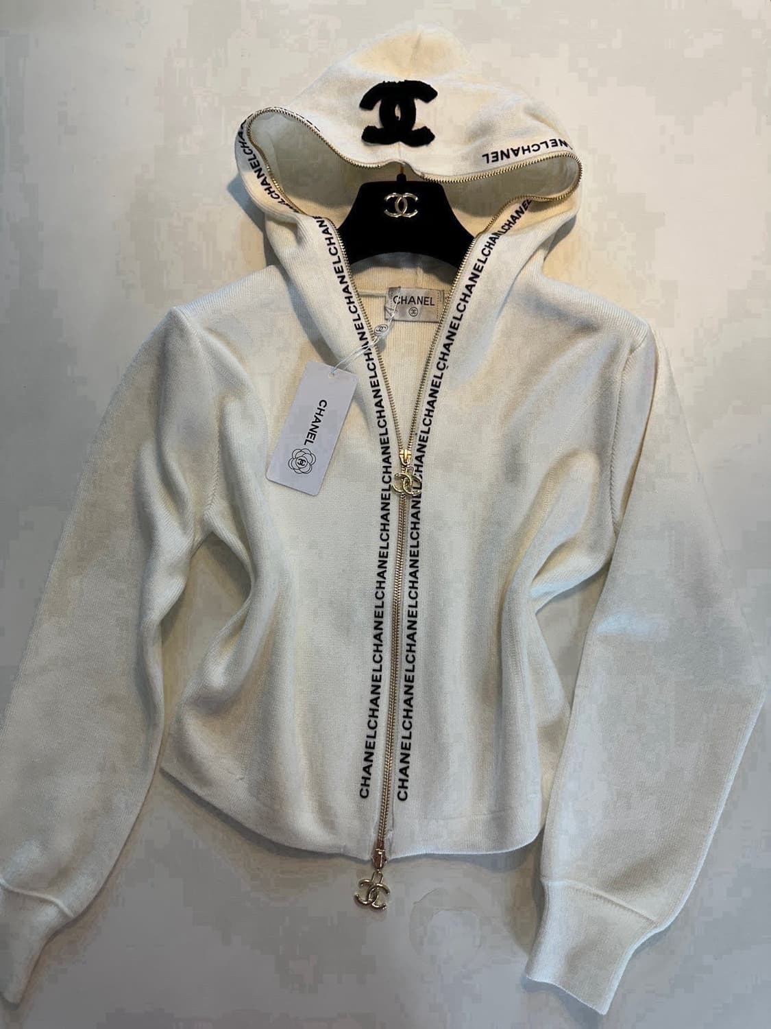 (새상품)샤넬니트집업 상품이미지3