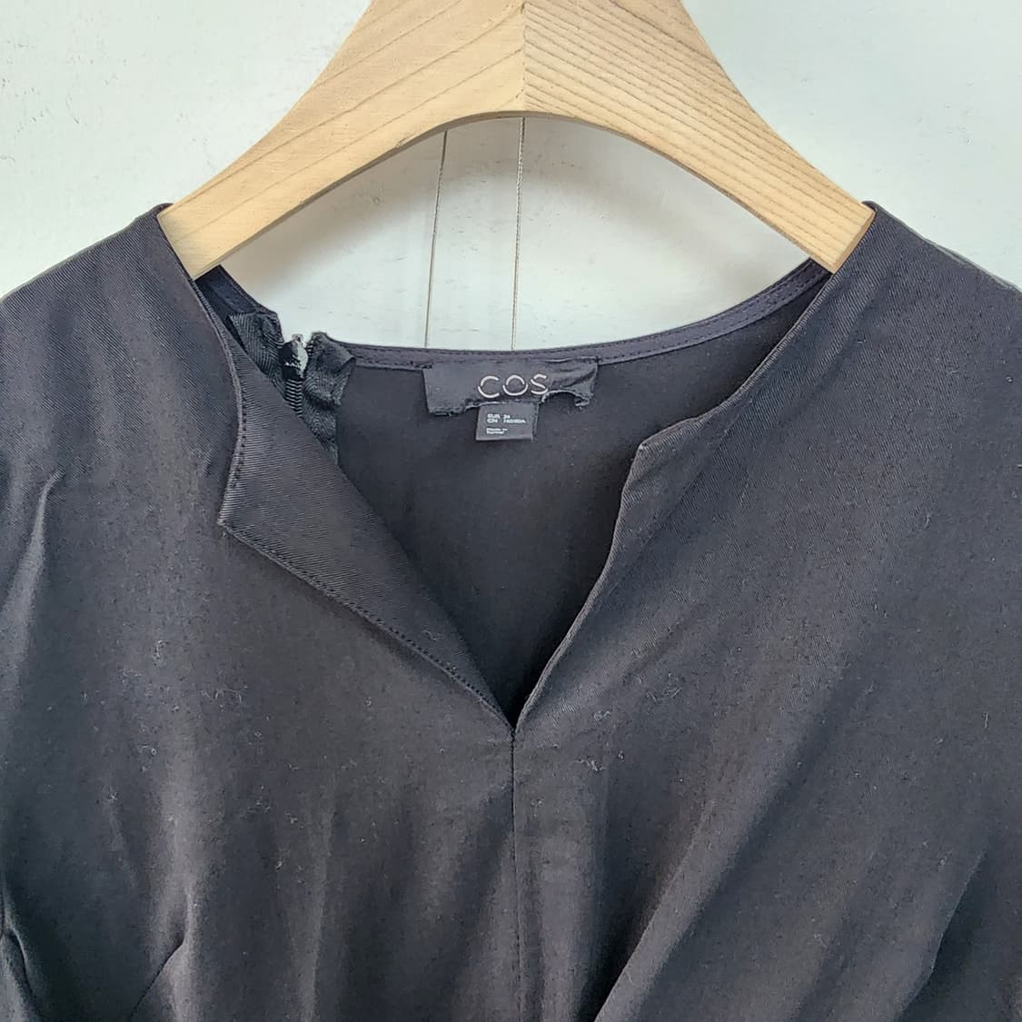 코스 블랙 매듭 롱 원피스 상품이미지2