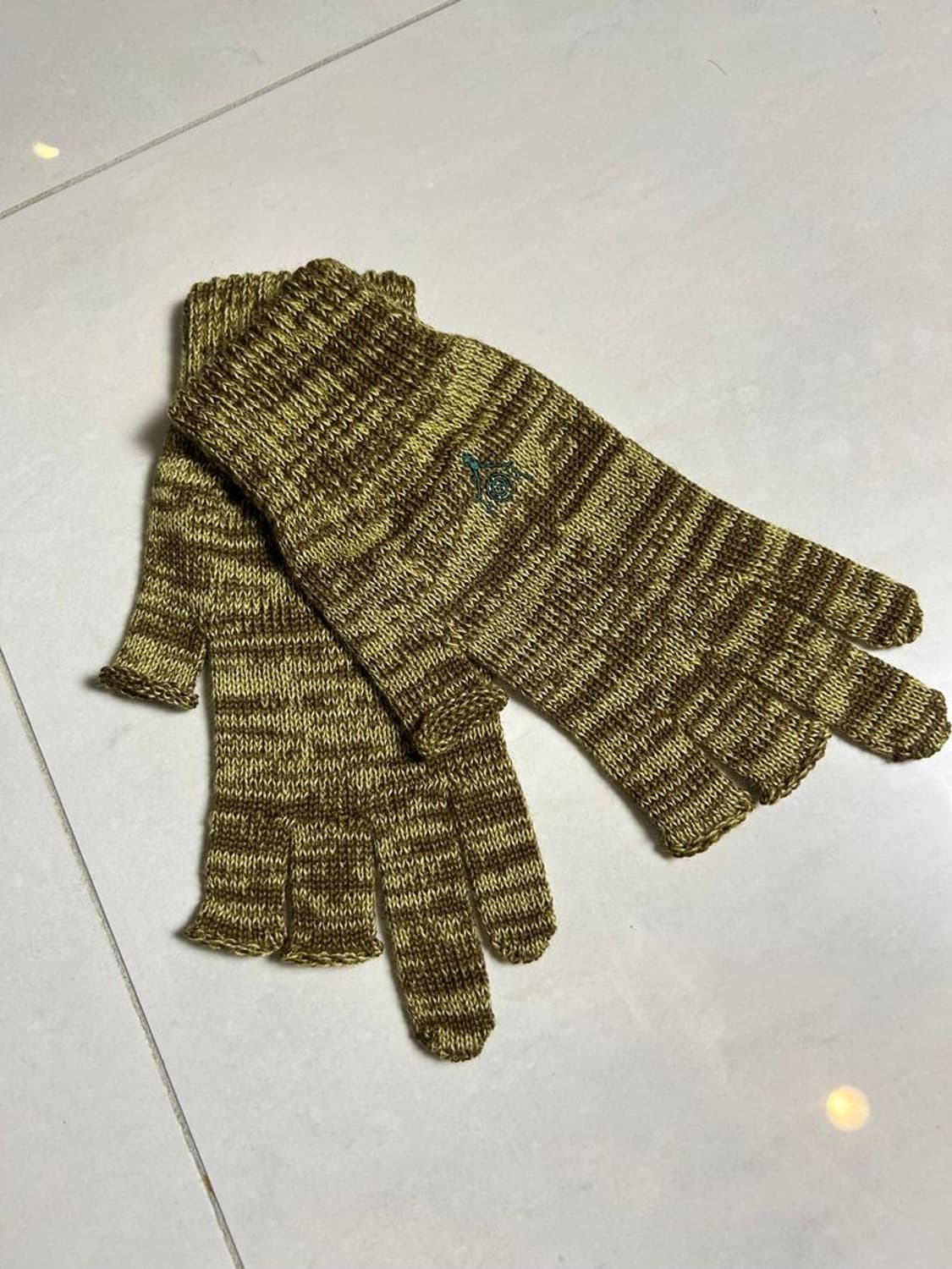 SOUTH2 WEST8 GLOVE 니트 장갑 상품이미지1