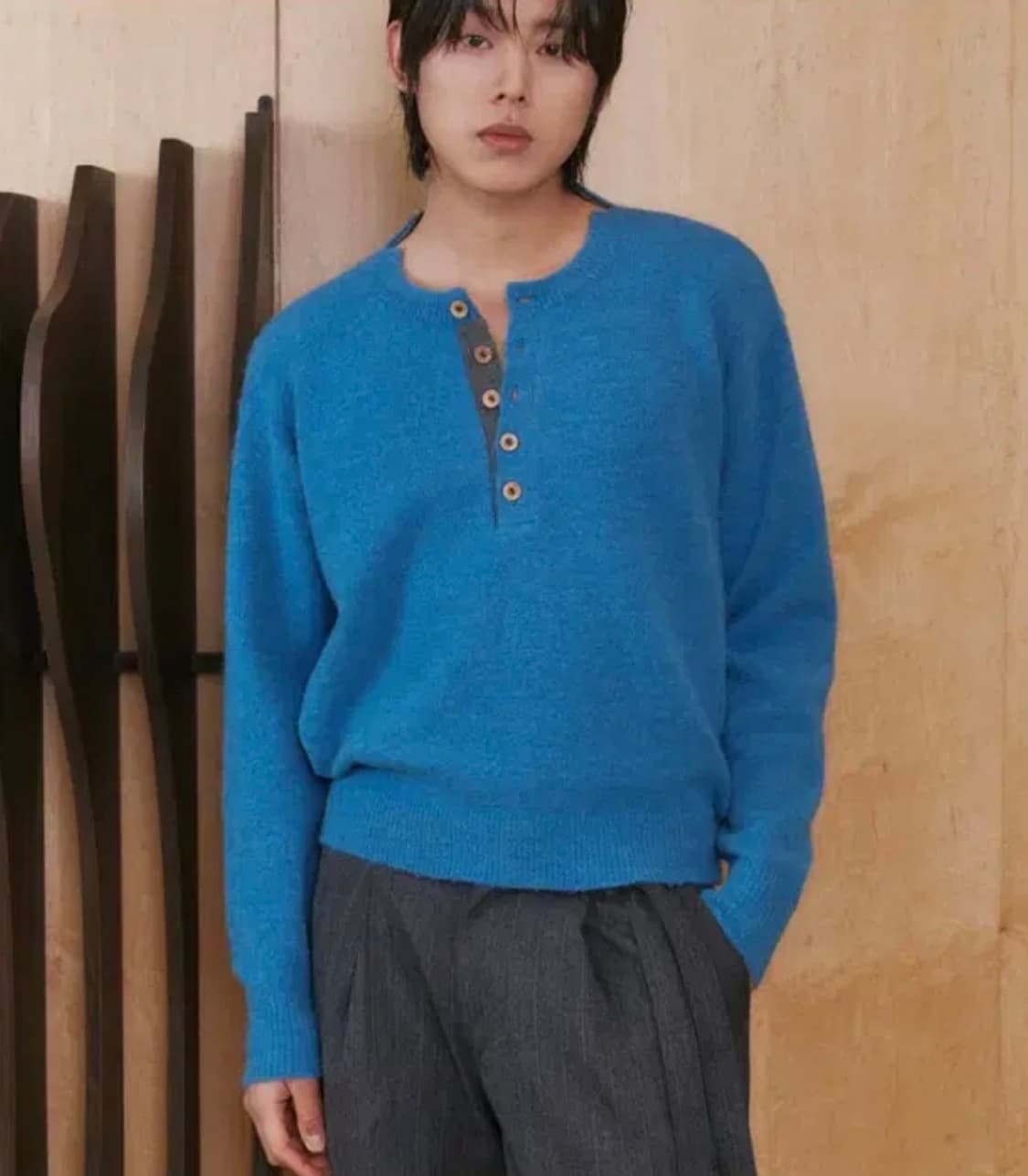 웨이비니스 헨리넥 니트 상품이미지1
