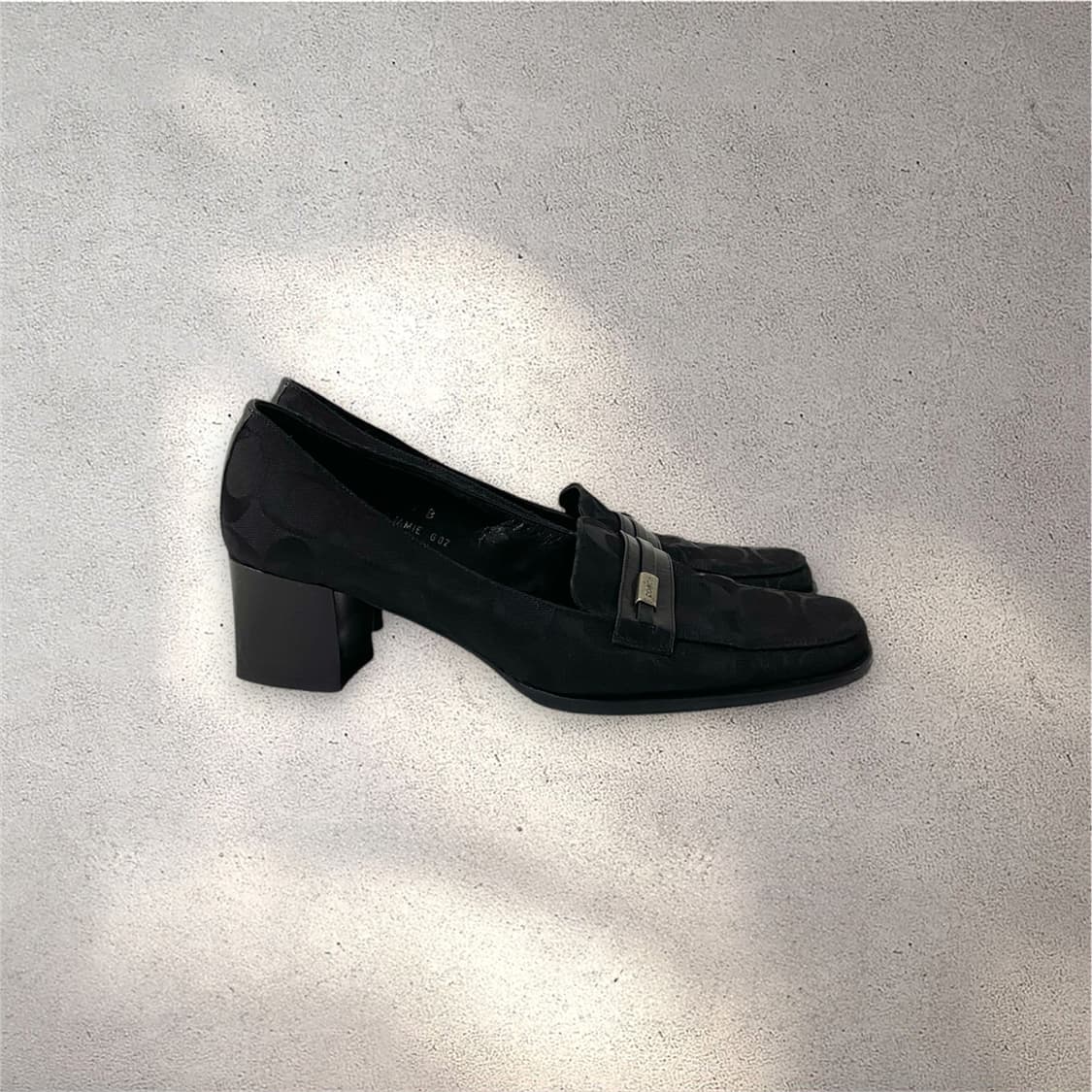 [240] 코치 시그니처 캔버스 이태리제 펌프스 (No.561) 상품이미지5