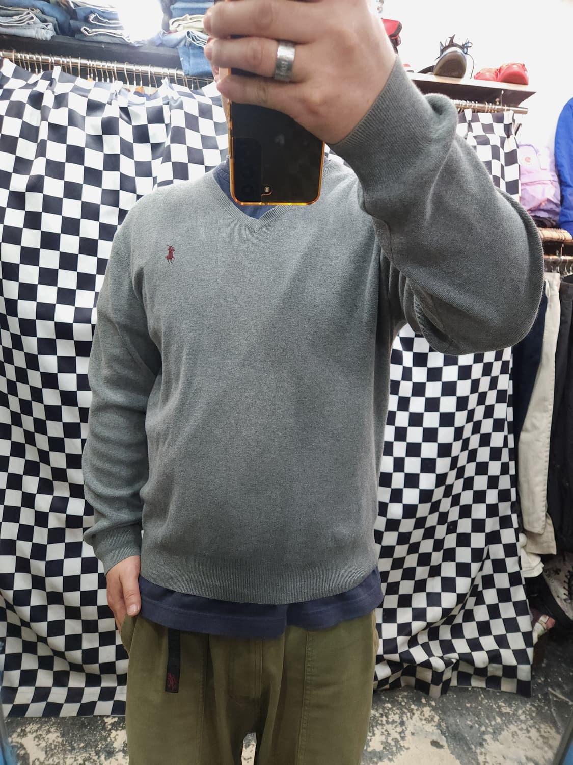 폴로 랄프로렌 그레이 브이넥 피마코튼 니트 

 상품이미지7