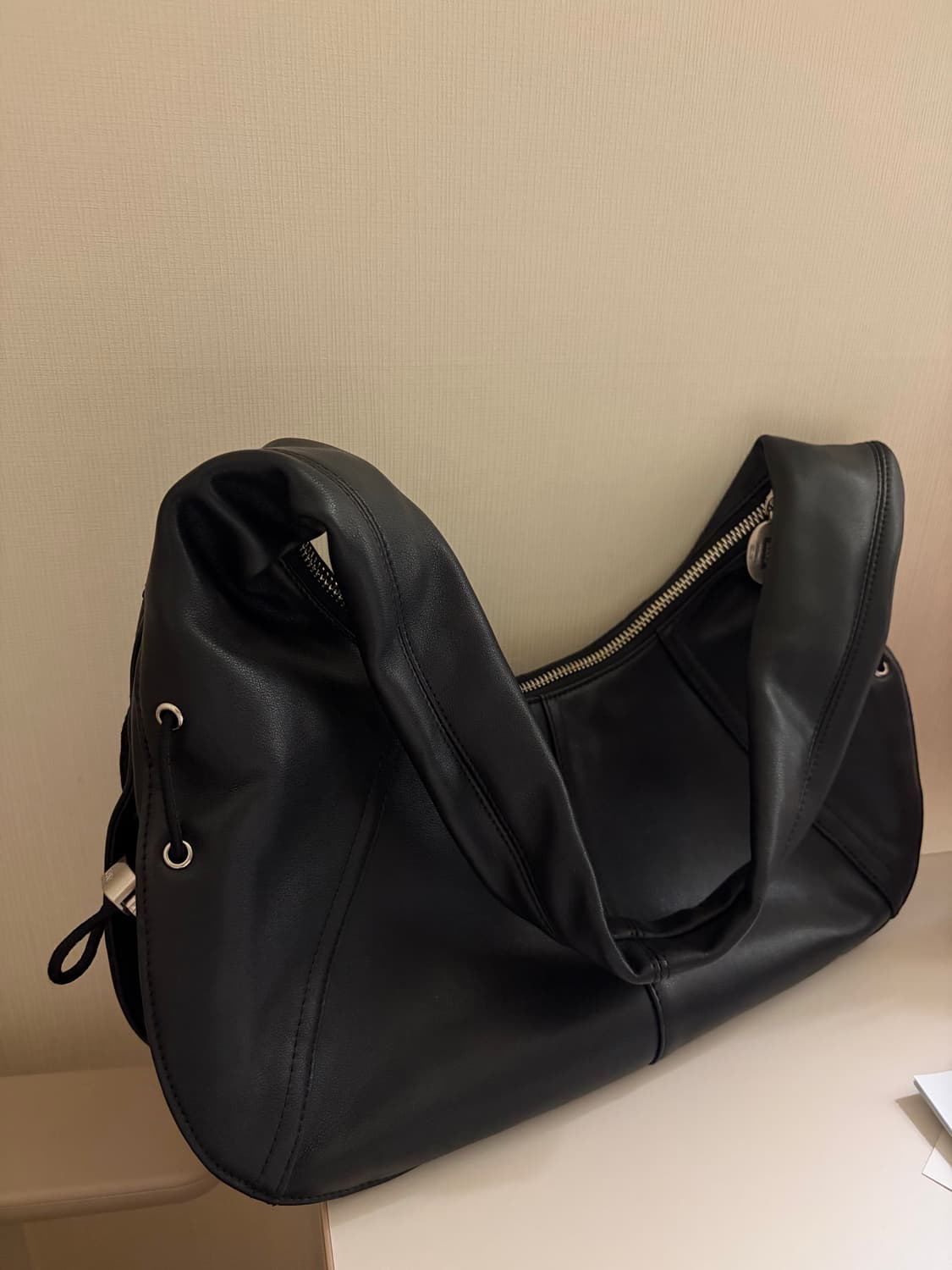 레이브 딤플 라지 블랙백(레더) 상품이미지6