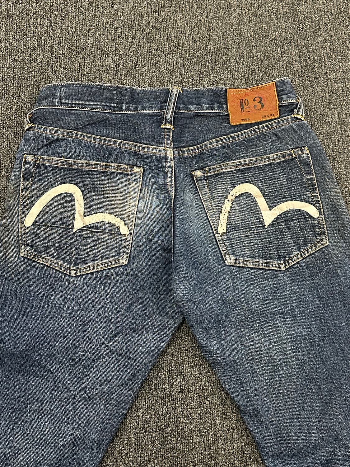 29)에비수 빈티지 포켓 프린팅 여성 셀비지 데님팬츠 상품이미지3