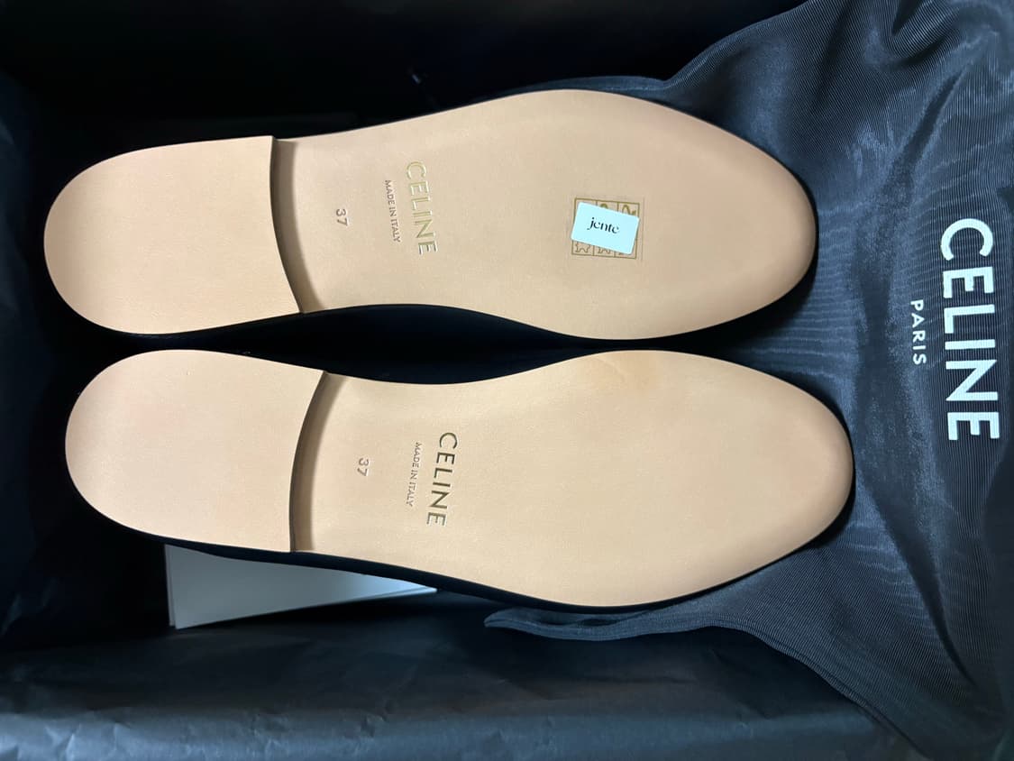 셀린 리즈로퍼 37(240) 미시착 새상품 상품이미지2