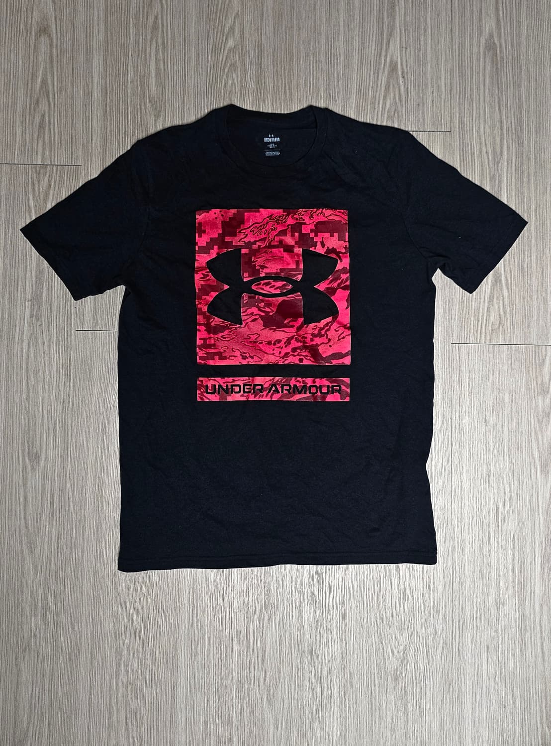 정품)언더아머 머슬핏 반팔 m사이즈 상품이미지1