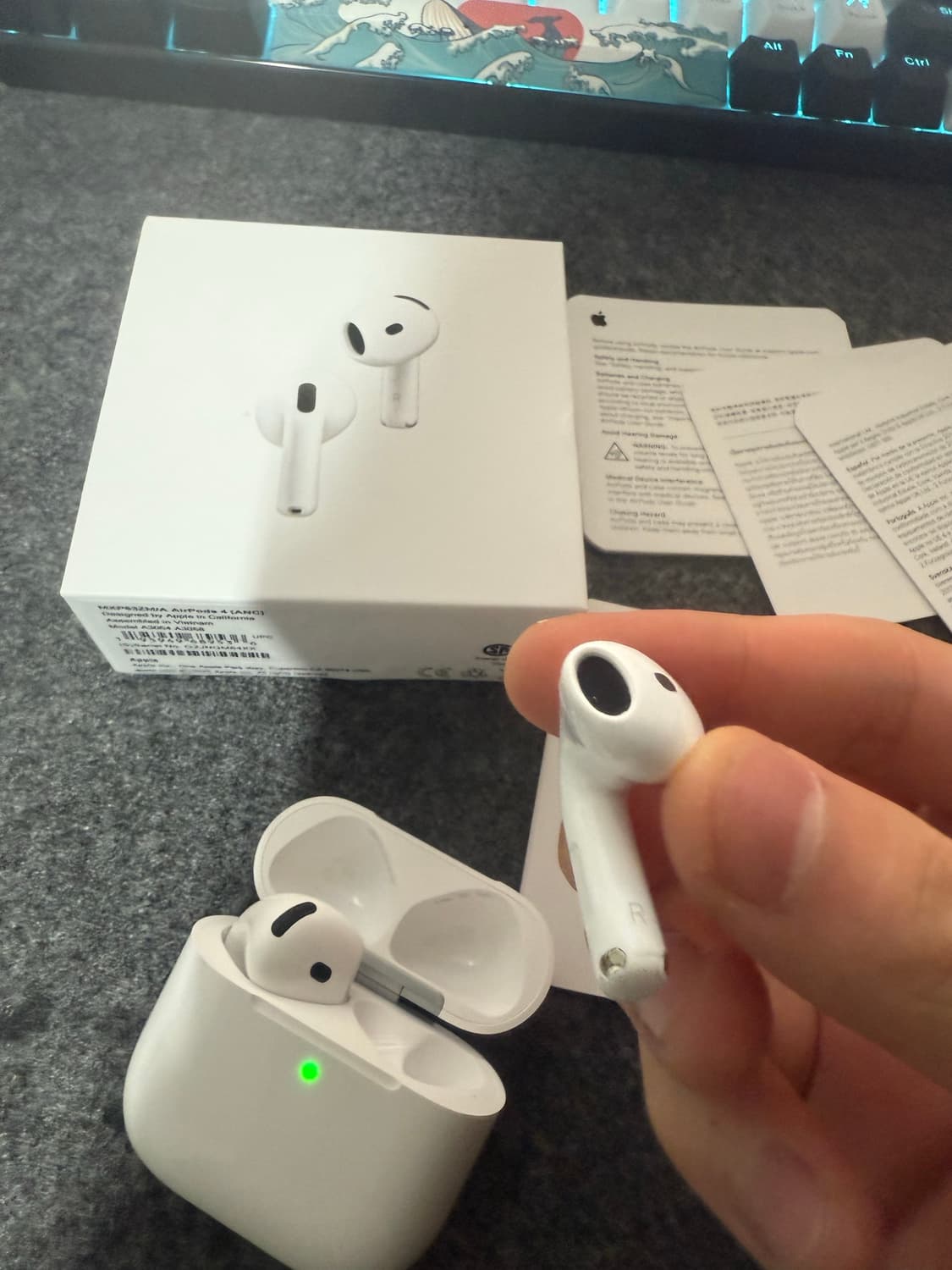 에어팟4 노이즈캔슬링 상품이미지3