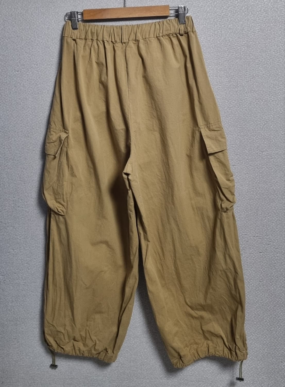 ~M ) 난닝9 다크베이지 벌룬 카고팬츠 상품이미지2