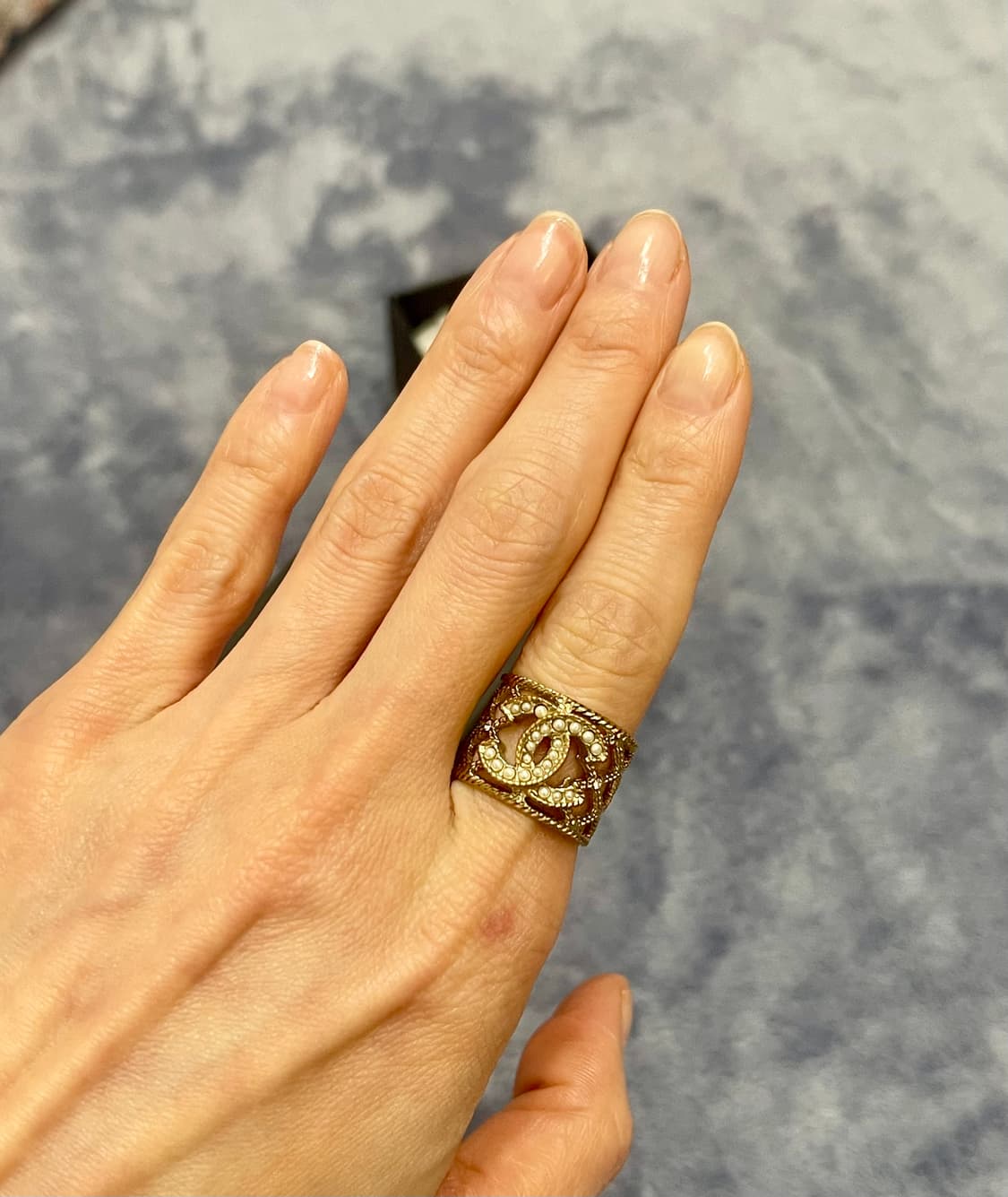 chanel 샤넬 빈티지 CC 펄 로프 메쉬 와이드 링 /54호 상품이미지8