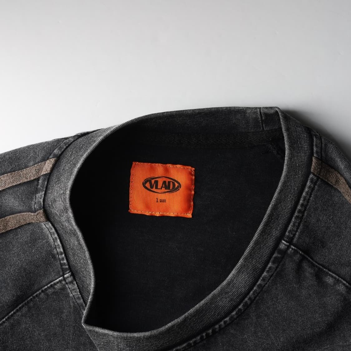 디미트리블랙 피그먼트 워싱 반팔티 1 상품이미지5