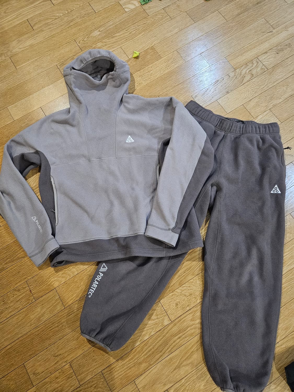 나이키 ACG 폴라텍 플리스 셋업 울프트리 아이언스톤 상품이미지1