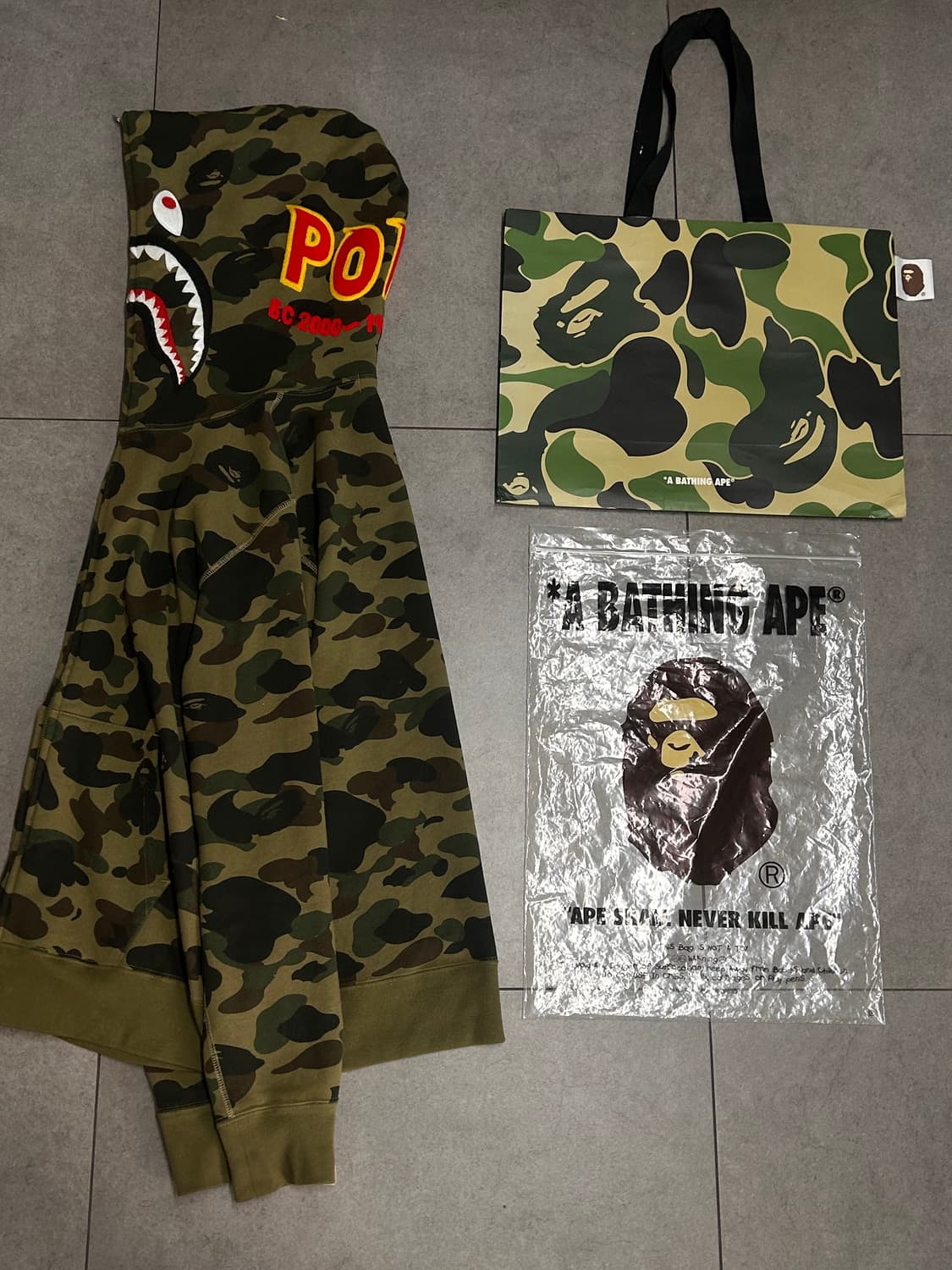 새상품급) 베이프 녹계 그린 샤크 후드집업 상품이미지2