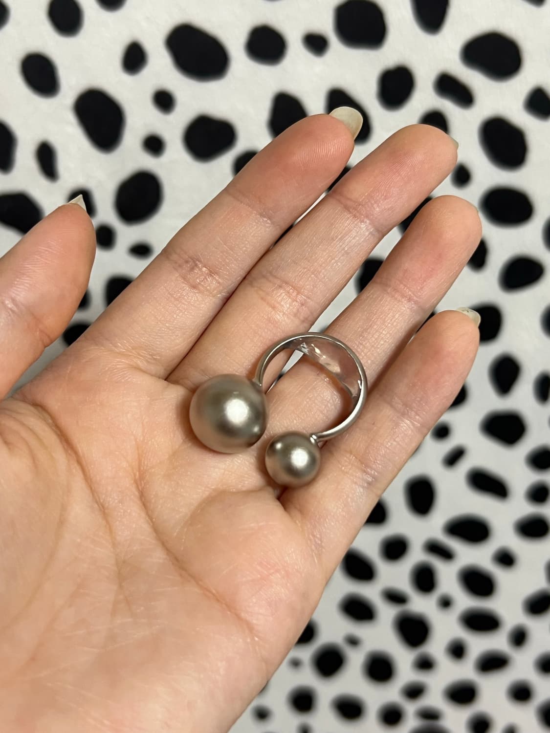 무광 실버 피어싱 볼 반지  상품이미지3